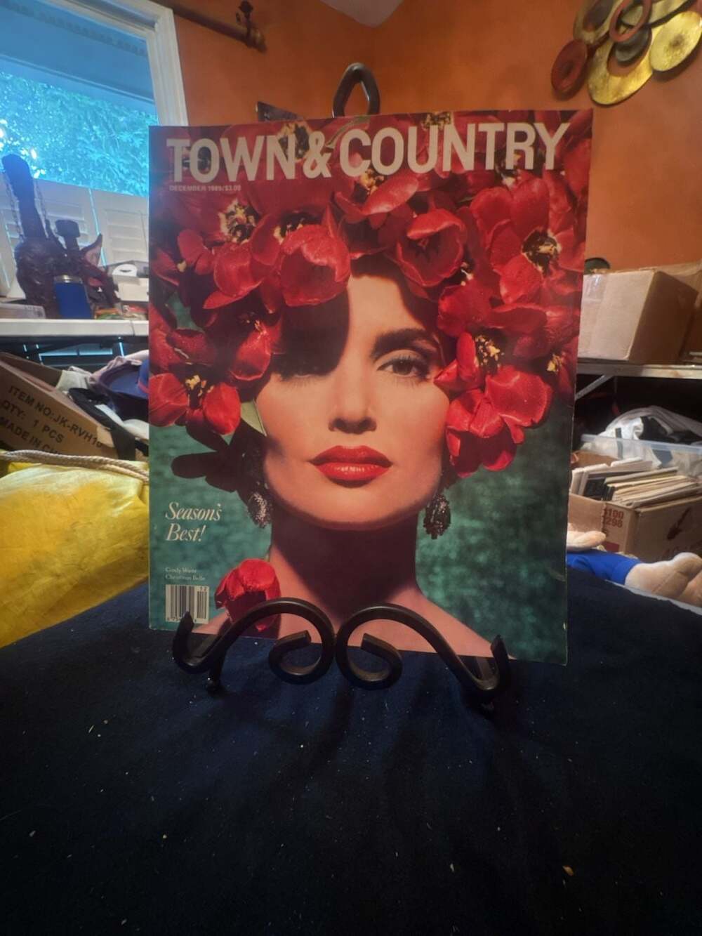 Town & Country Magazine December 1989 Issue featuring Cindy Waite